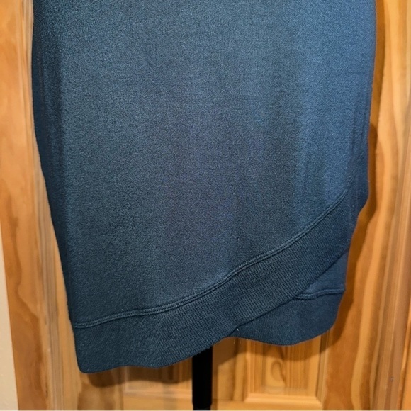 Athleta Beyond Soft Criss Cross Hem Cap Sleeve Dress Women’s Size Small - Picture 6 of 12